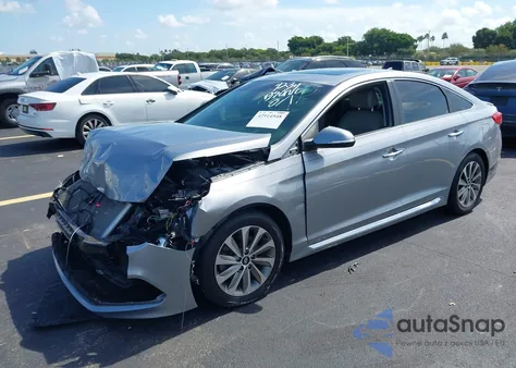 2017 Hyundai Sonata Sport z USA, uszkodzony, nr VIN 5NPE34AF5HH454234